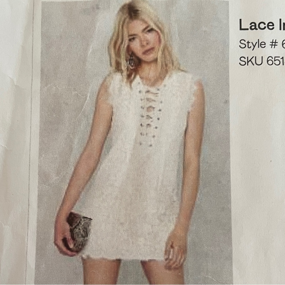 🔴Nasty Gal white lace sheath grad dress